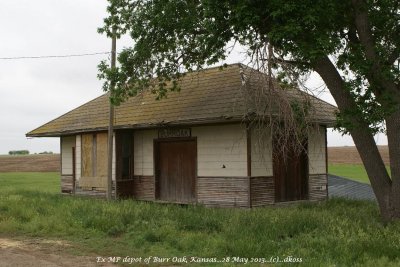 Ex-MP depot of Burr Oak Kansas 001.jpg