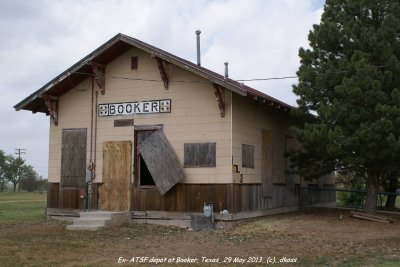 Ex- ATSF  Booker Texas depot