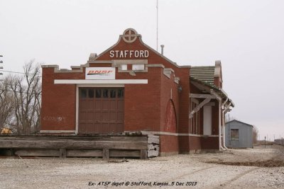 Ex- ATSF Stafford KS depot 001.jpg