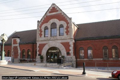 Union Depot of Leavenworth KS 001.jpg