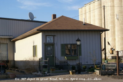 Ex-Great Bend KS MP depot 003.jpg