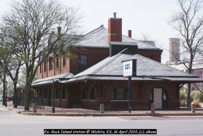 Ex- Rock Island depot in Wichita 001.jpg