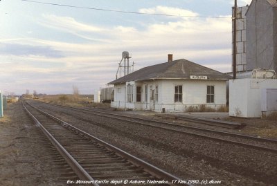 Ex- MP depot  Auburn NE-002.jpg