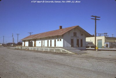 ATSF depot  Concordia KS 001.jpg