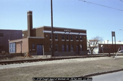 Ex-ATSF freight depot of WinfieldKS 001.jpg
