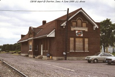 CNW depot  Chariton IA-002.jpg