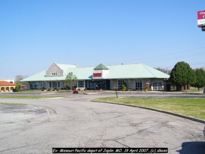 Ex- MP depot of Joplin MO-001.jpg