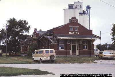 Ex-ATSF depot of Marion KS-001.jpg
