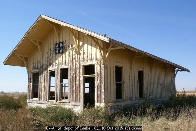 Ex-ATSF Isabel KS depot 013.jpg