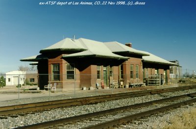 Ex-ATSF depot  Las Animas CO 001.jpg