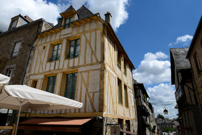 Dinan