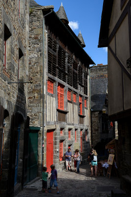 Dinan