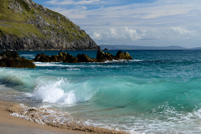 Coumeenoole Beach