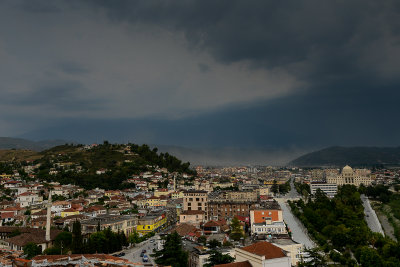 The storm is coming, Berat