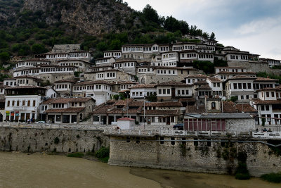 Mangalem, Berat