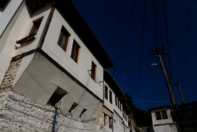 Mangalem, Berat