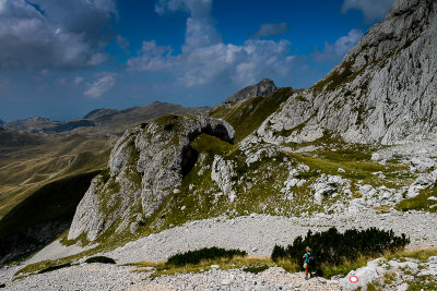 Western hiking trail to Ilin Do pass 2230m, Todorov Do 1820m below, Durmitor NP