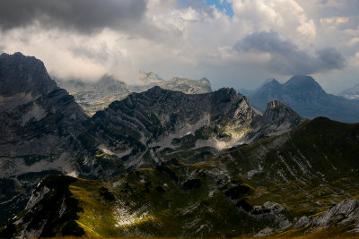 Semar Pass 2075m and Sareni Pasovi 2248m from Prutas ascent, Durmitor NP
