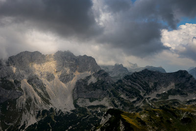 Bezimeni Vrh 2487m, Bobotov Kuk 2523m and and Sareni Pasovi 2248m from Prutas ascent, Durmitor NP