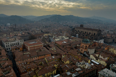 Old Town between Piazza del Francia and Basilica di San Petronio, view from Asinelli Tower, Bologna 