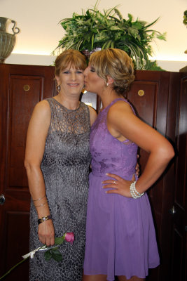 W - Jessica gives kiss to Mom.jpg