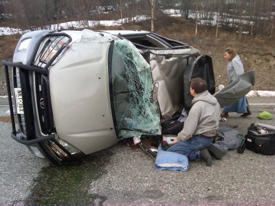 RAV4 Crashed! (IMG-20110419-00100.jpg)