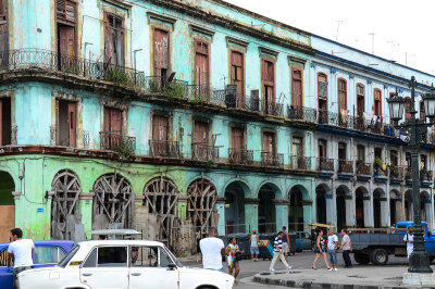 Old-Havana-Street-Life.jpg