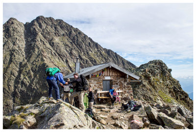 Small shelter at the pass