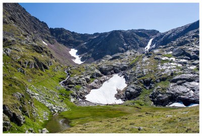 A look back at the trail from the col
