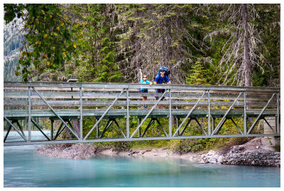 Steve and Norah arriving at Kinney Lake