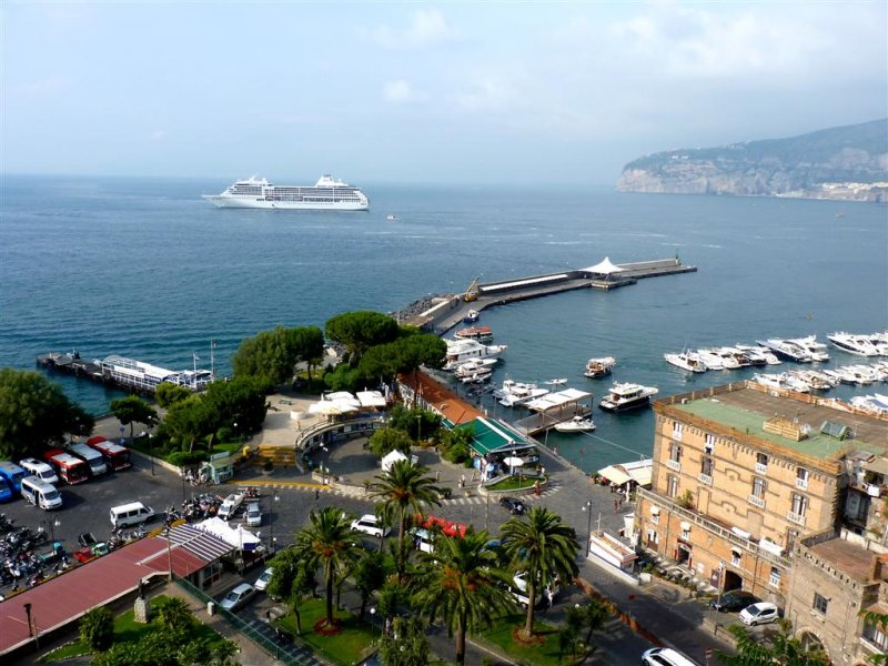 199 Marina Piccola Sorrento.jpg