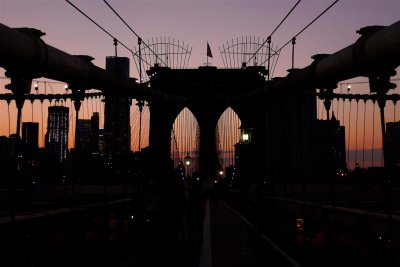 176 182 Brooklyn Bridge 19 2011.jpg