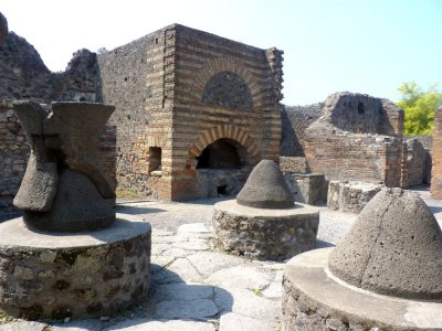 288 Panificio Pompeii.jpg