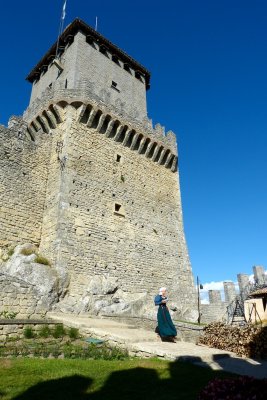 112 San Marino Torre Guaita.jpg