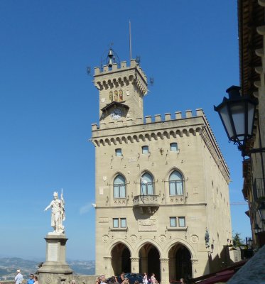 146 San Marino Palazzo Pubblico.jpg