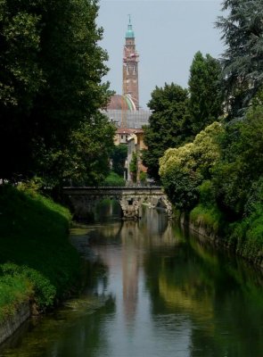 636 Vicenza from Ponte Furo.JPG