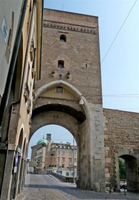 314 Padova Porta Molino.JPG