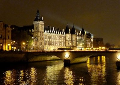 201 Seine night nov 1.jpg