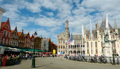 329 Brugge Grote Markt.jpg