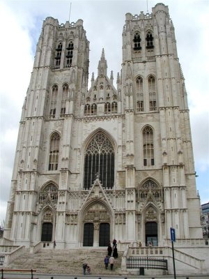 665 240 Brussels cathedral.jpg