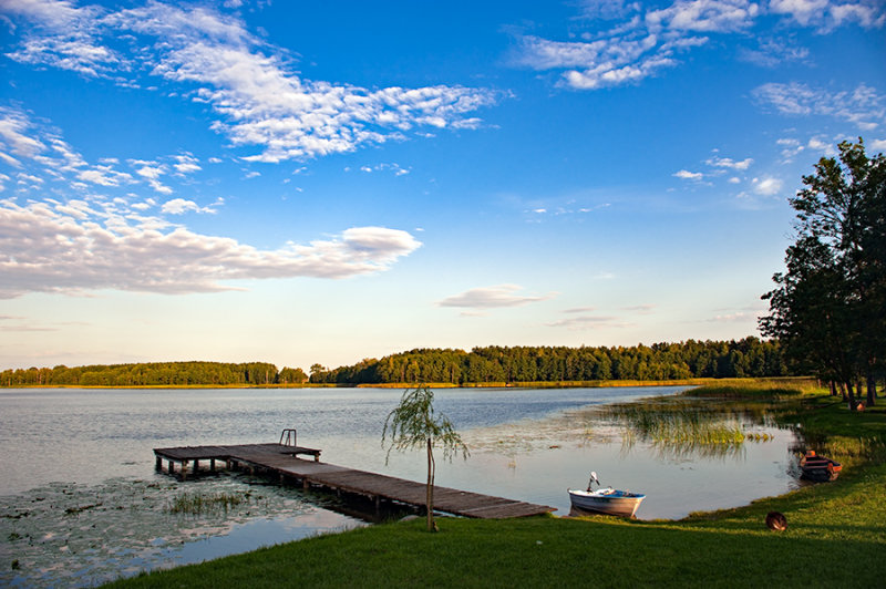 Dowcien Lake