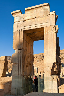 Gate To The Hundred Columns Hall