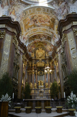 Marvellous architecture inside the Abbey 2