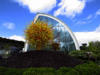 CHIHULY  GLASS HOUSE 