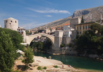stari most in Mostar.jpg