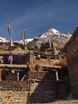 Ghyaru with Pisang Peak