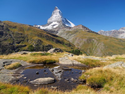 Matterhorn-Reflexion vom Gletscherweg aus