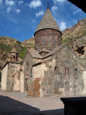 Geghard monastery 2.jpg