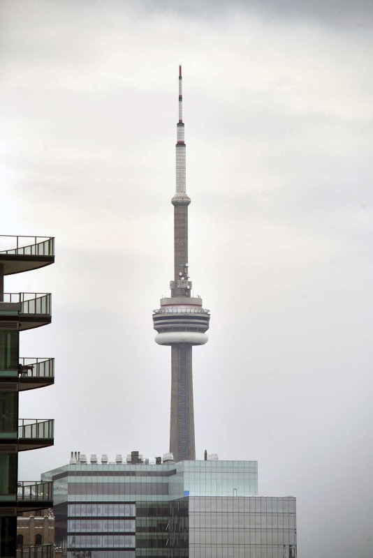 CN Tower @f8 250mm a7R2