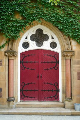 Door of an Anglican church @f5.6 A12